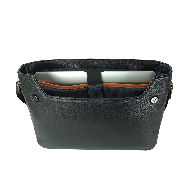 Bolsa Crossbody Para Caballero Con Broche Magn&eacute;... image number null