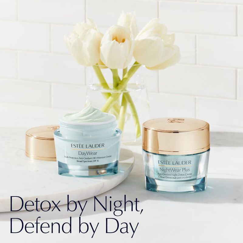 Crema Hidratante Est&eacute;e Lauder Daywear Multiprot... image number null