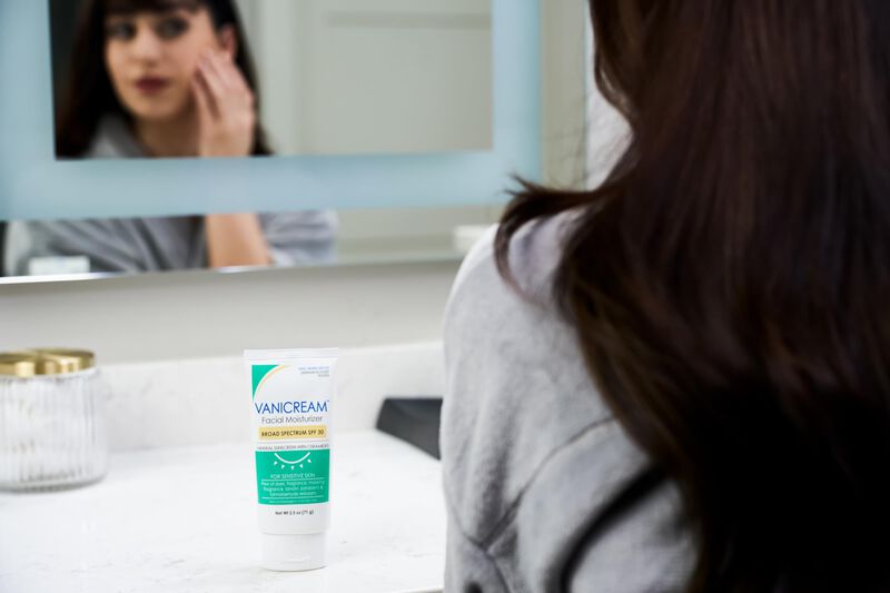 Crema Hidratante Vanicream Facial Spf 30, Prote... image number null