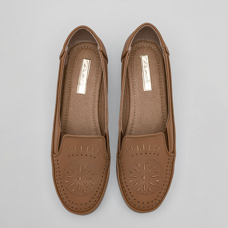 Rumores Zapato de horma c&oacute;moda para mujer camel image number null