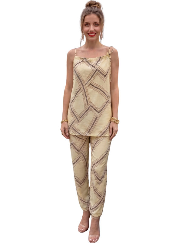 Conjunto 2 Piezas, Blusa De Manga Corta Con Bot... image number null