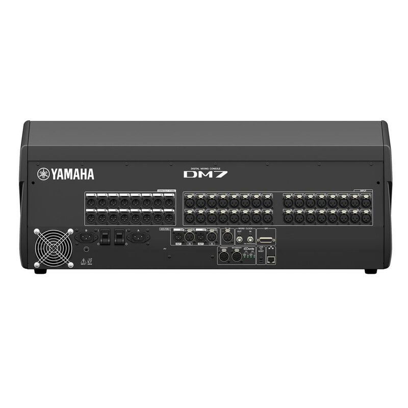 Yamaha DM7 Consola Digital Hasta 144 Entradas/S... image number null