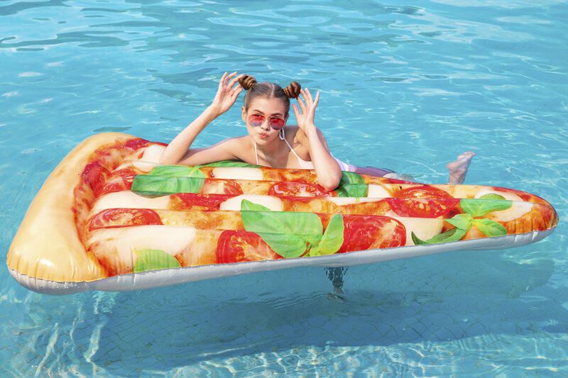 Cama inflable 1.88x1.30cm forma rebanada pizza image number null