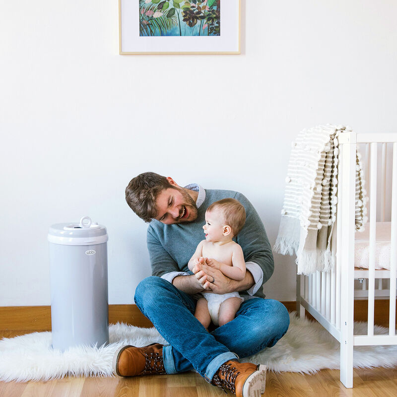 Bote De Pañales Gris image number null