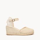 Alpargata de Cu&ntilde;a Media Jara con Pulsera