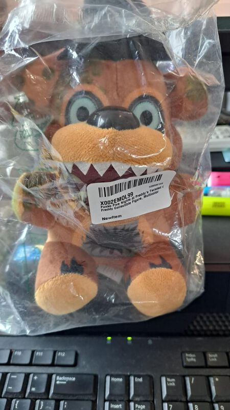 Funko. Five Nights At Freddy's Twisted Ones. Fr... image number null