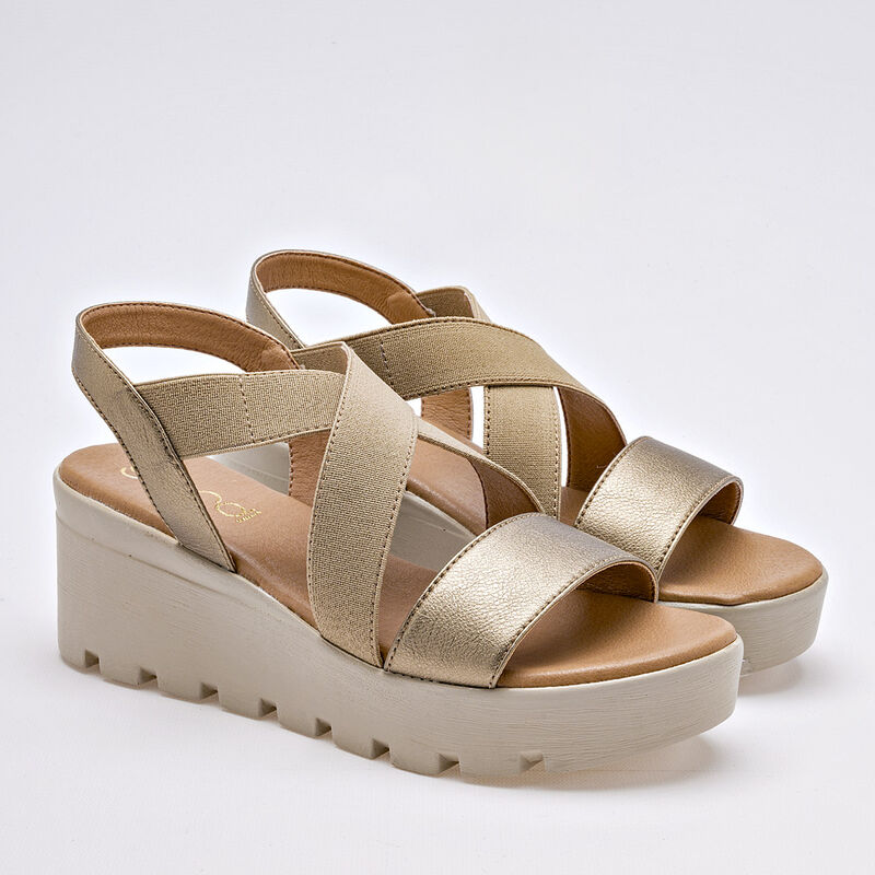 Gilardi Sandalia Para Mujer Dorado Cod 132258-e image number null
