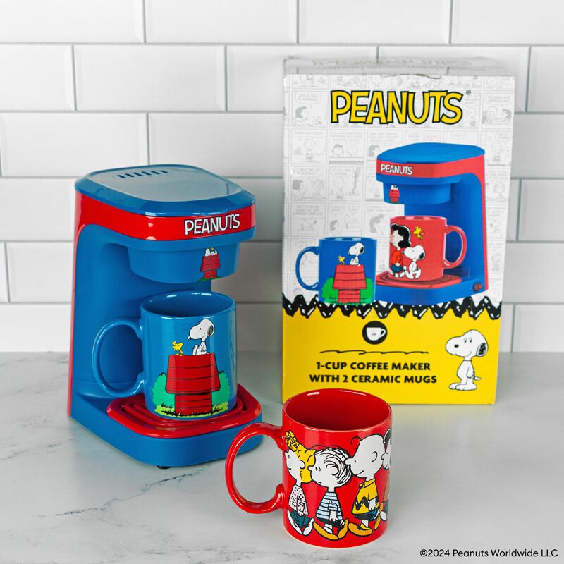 Cafetera Uncanny Brands Peanuts De Una Taza, Se... image number null