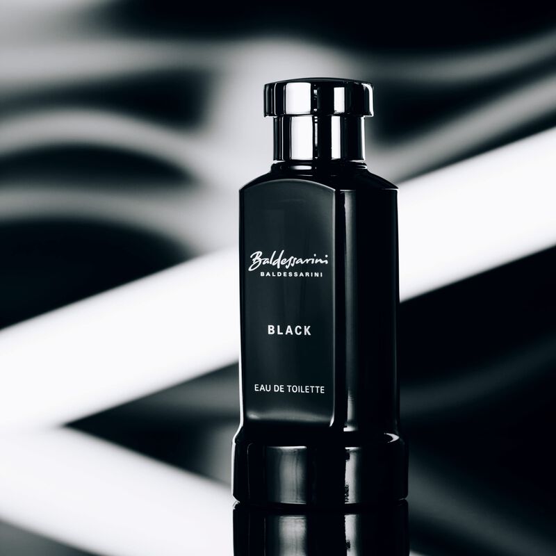 Perfume Baldessarini Black Eau De Toilette 75 M... image number null