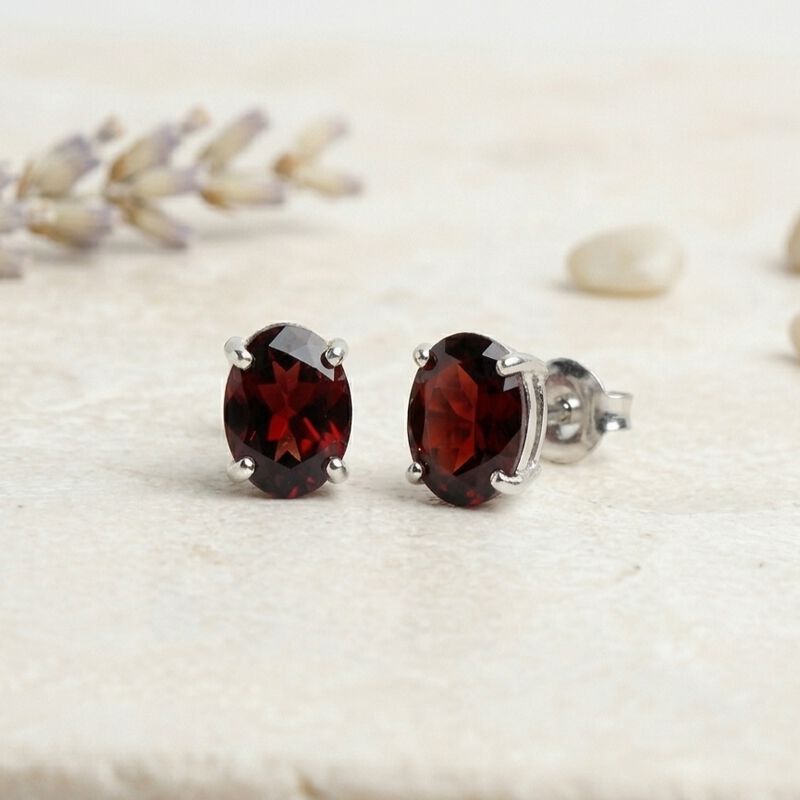 Aretes Gaia Granate Mini De Plata image number null