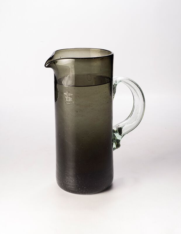 Jarra de Agua de Vidrio Soplado Humo Marea Baja image number null