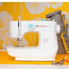 Máquina De Coser Singer M1505 Mecánica 6 Puntadas.
