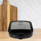 Sandwichera 2 Sándwiches Placas Antiadherentes Negro B&D