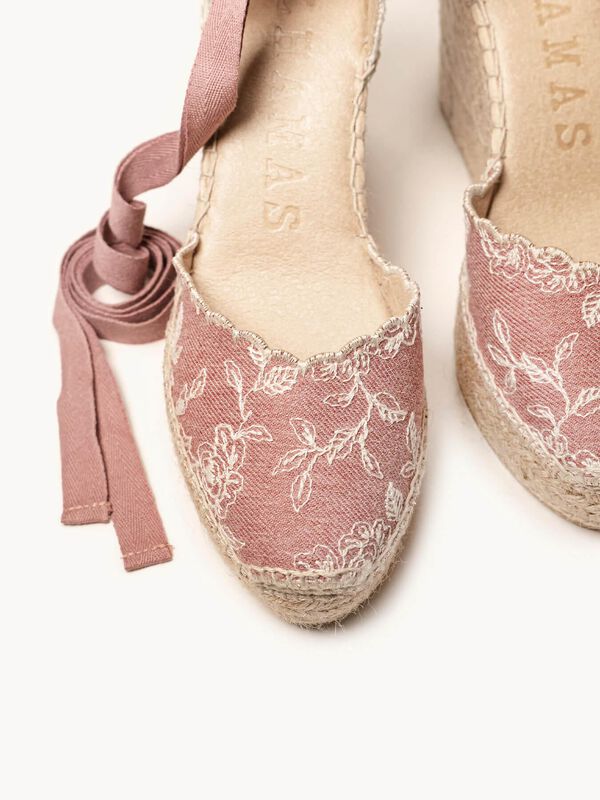 Romero Cu&ntilde;a Alta Vaquero Bordado Rosa image number null