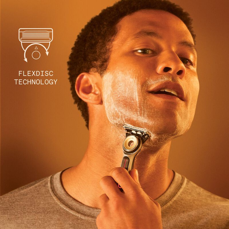 Kit De Afeitado De Viaje Heated Razor Gillette ... image number null