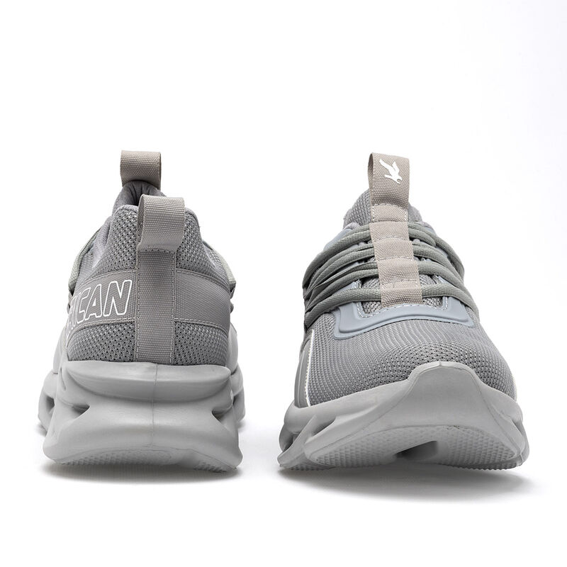 American Fire Tenis urbano para hombre. Gris image number null