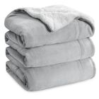 Manta Bedsure Sherpa De Forro Polar Tama&ntilde;o King, 270 X 230 Cm, Color Gris Claro