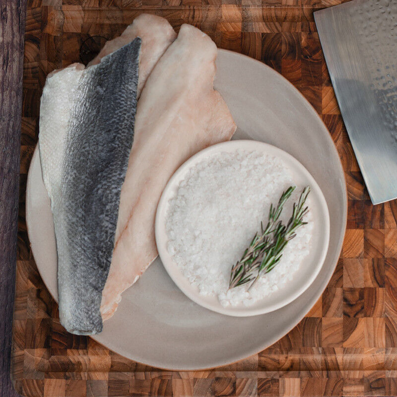 FILETE DE BRANZINO CON PIEL image number null