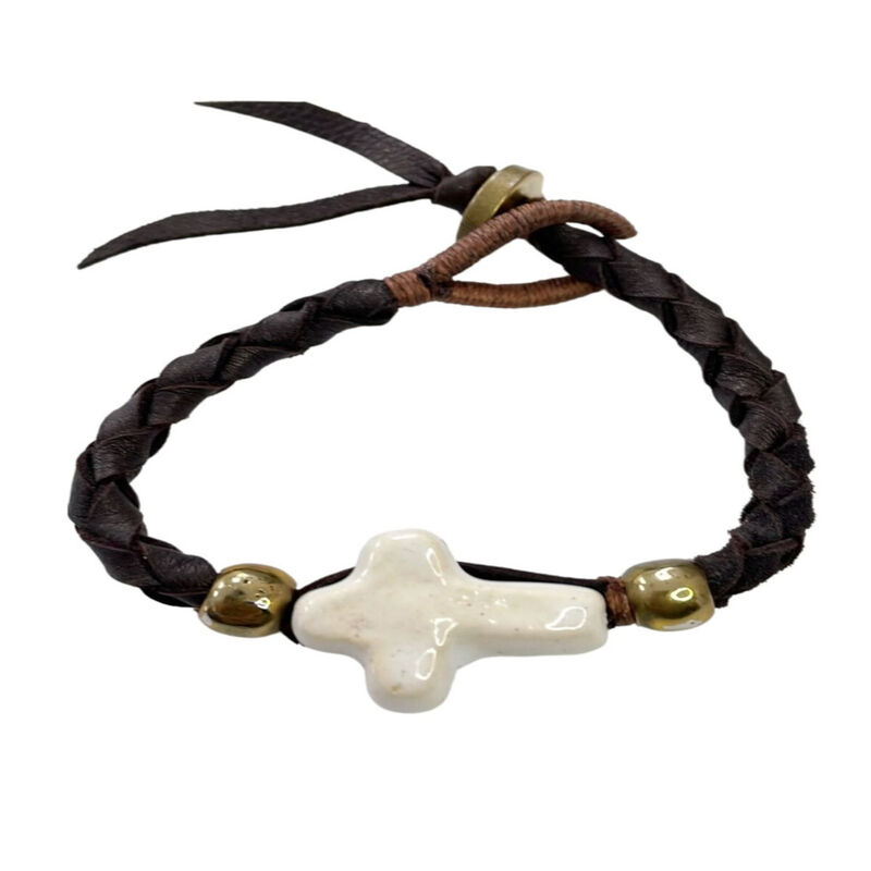 Pulsera Tejida Con Cuero Negro Y Cruz De Piedra... image number null