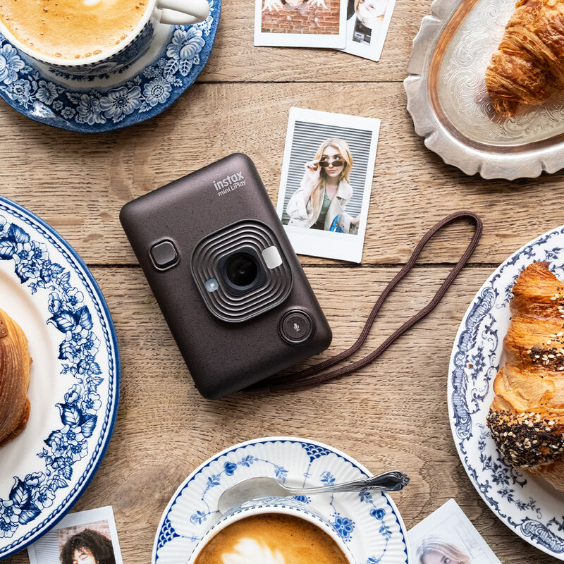 Cámara Fujifilm Instax Mini LiPlay Bronce image number null